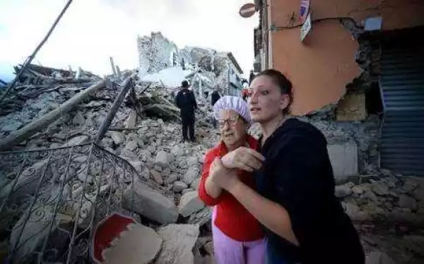 Italy Earthquake: More bodies located as death toll hits 300